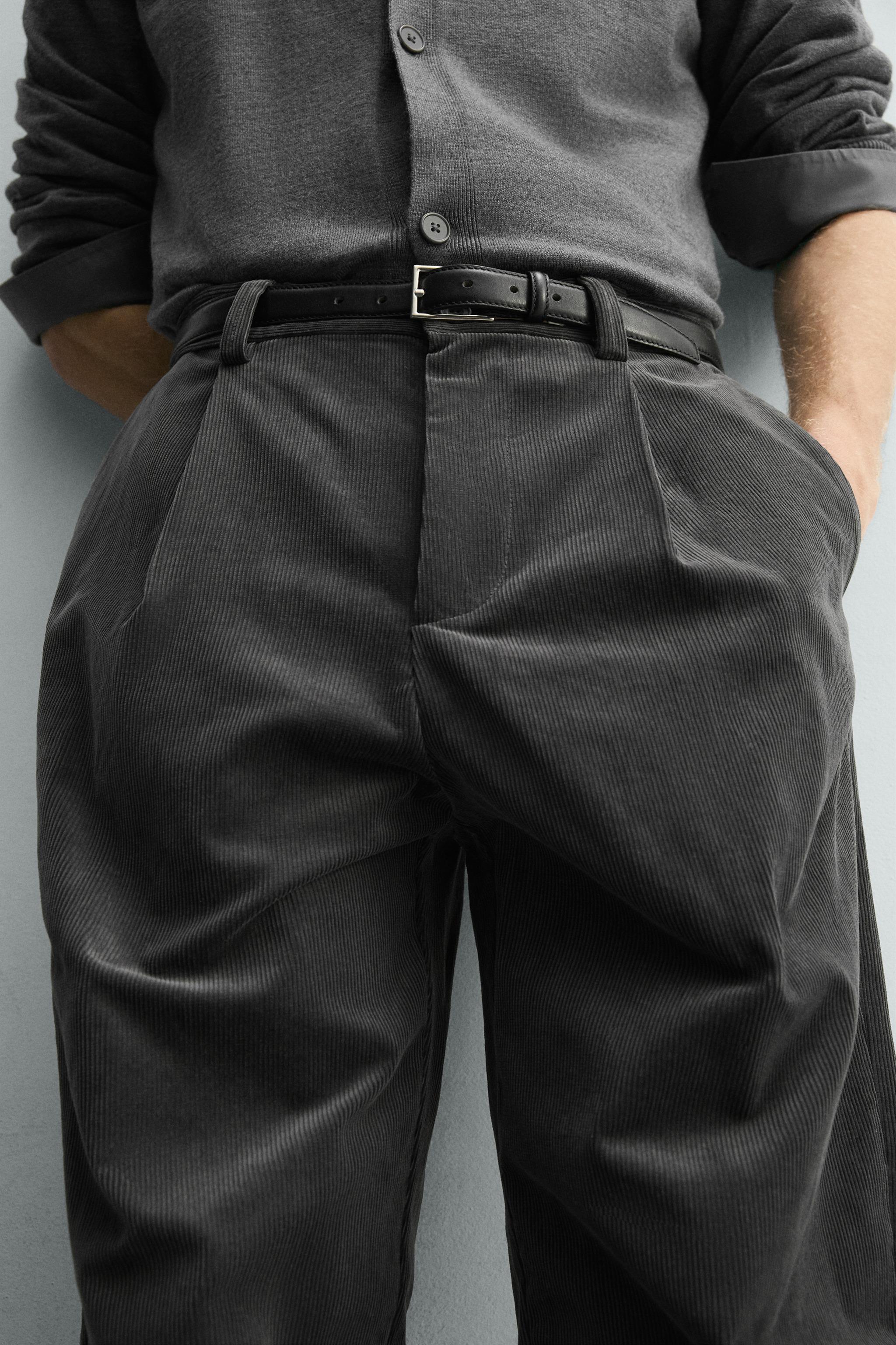 PLEATED CORDUROY PANTS